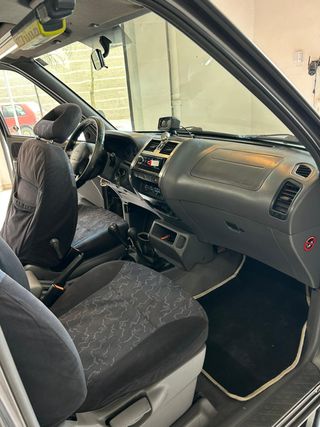 Nissan Terrano II 1999