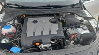 SEAT Toledo 2013 1.6 TDI 105cv Ecomotive