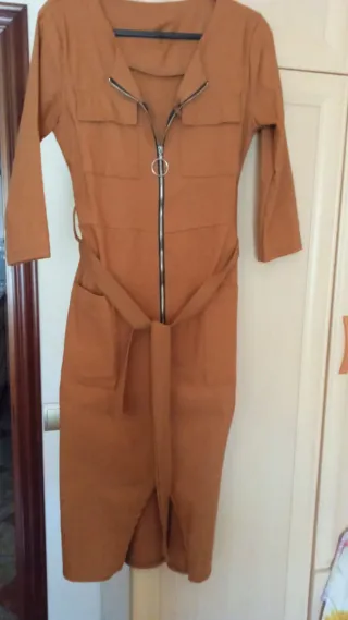 Vestido elástico marrón