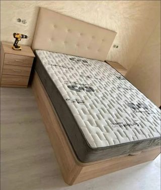 Liquidación:canapés y colchones armarios y sofás?