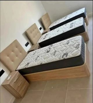 Liquidación:canapés y colchones armarios y sofás?