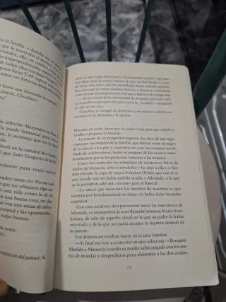 La niña del sombrero azul (Spanish Edition)