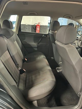 Volkswagen Polo/ año 2008 /185 mil km