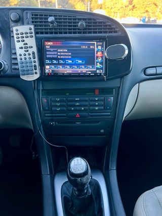 Saab 9-3 / 2.0 L / Manual / Año 2005