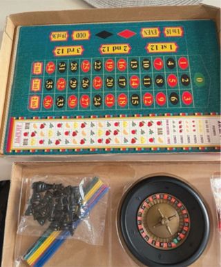 Juegos de mesa Intelect y 366 Games