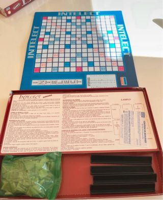 Juegos de mesa Intelect y 366 Games