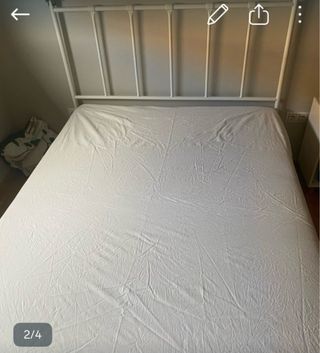 Cama doble + colchón blanco