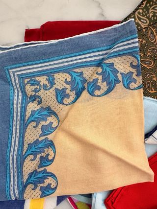 LOTW di vari foulard