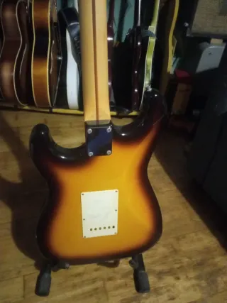 Guitarra Eléctrica