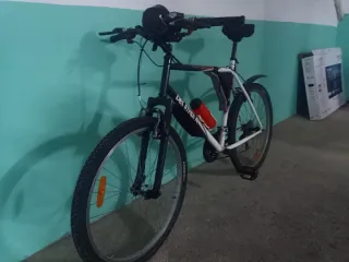 Bicicleta Montaña Rockrider Equipada