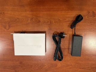 Router Mikrotik CRS112-8P-4S-IN