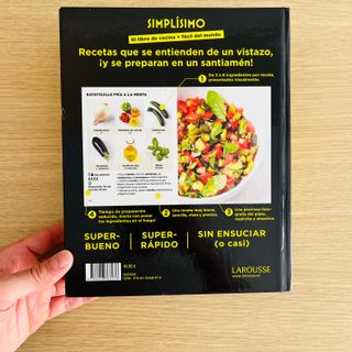 Simplísimo. El libro de cocina más fácil del mu...