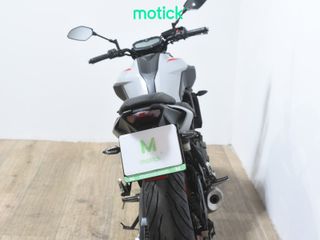 YAMAHA MT-07