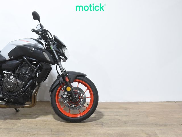YAMAHA MT-07