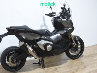 HONDA X-ADV 750