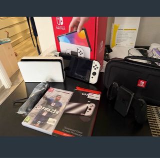 Nintendo Switch+ FIFA 23 Legacy Edition