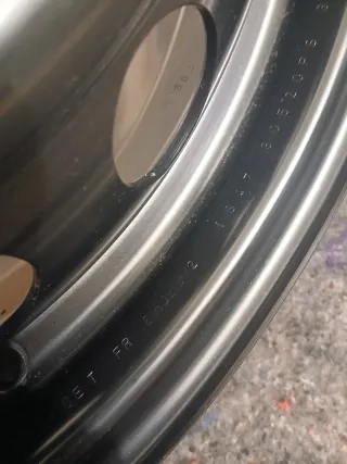 Cerchio 16" 5x108 6,5J ET47 65.1mm