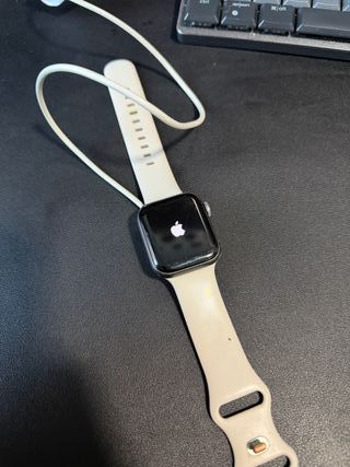 Apple Watch SE 40mm GPS Plata
