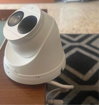 Cámara de Vigilancia UNV