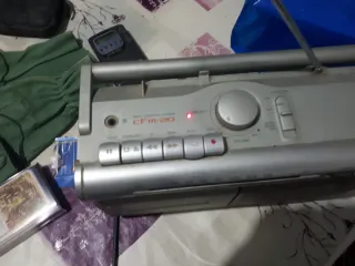 Radio Sony FM/AM Antigua