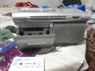 Radio Sony FM/AM Antigua