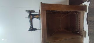 Máquina de coser Singer antigua 1083279 año 1892.