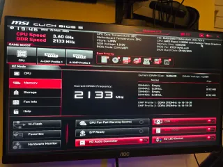 MSI MAG B550 Tomahawk Placa-Mãe