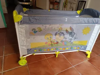 Cuna de viaje