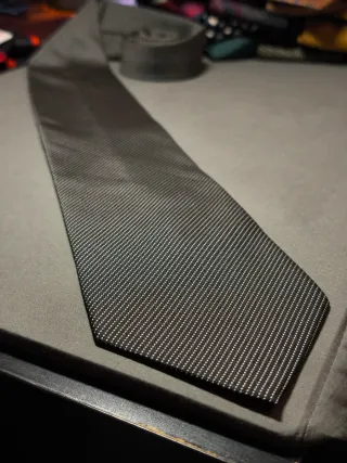 Cravatta mayvet.net nera con micro-pois argento