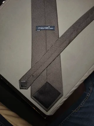 Cravatta mayvet.net nera con micro-pois argento