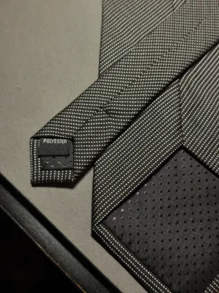 Cravatta mayvet.net nera con micro-pois argento