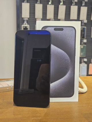IPHONE 15 PRO MAX 256GB AZUL 89% BAT - 770 ciclos