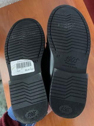 Zapatos castellanos 1901 negros talla 27