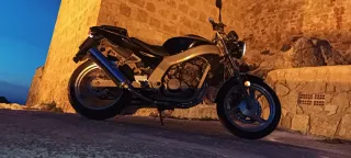 Daelim Roadwin 125cc Negra