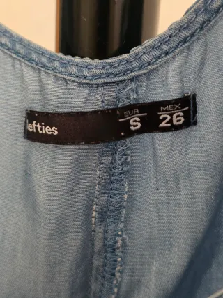 Camiseta vaquera tirantes anudada