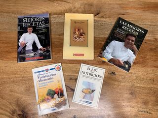 Lote de libros de nutrición y cocina