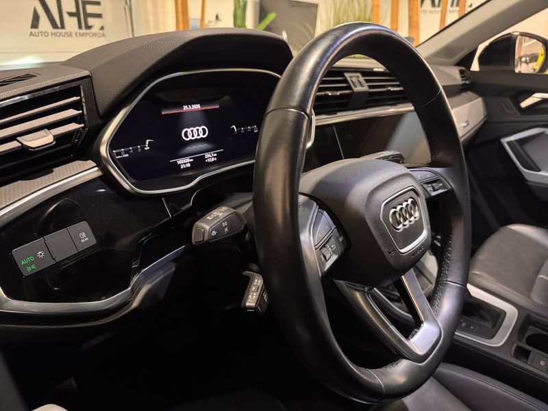 Audi Q3 1.5 Black line 35 TFSI 2024, foto 19