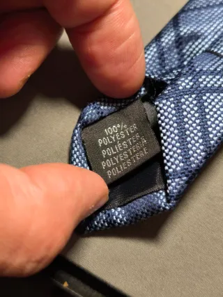 Cravatta a quadri blu e grigia