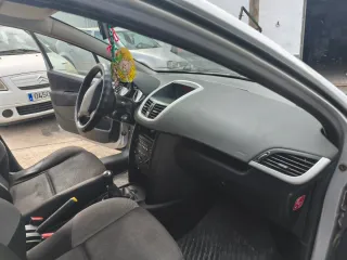 Peugeot 207 2007