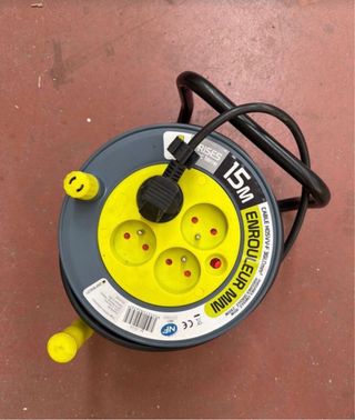 Regleta 15m con 4 enchufes