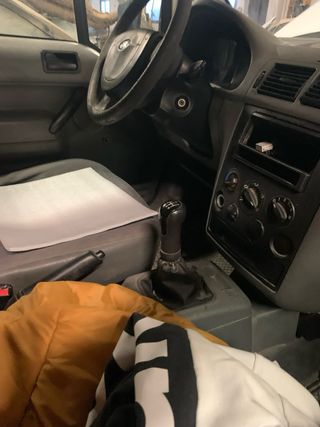 Ford Transit Connect 2005