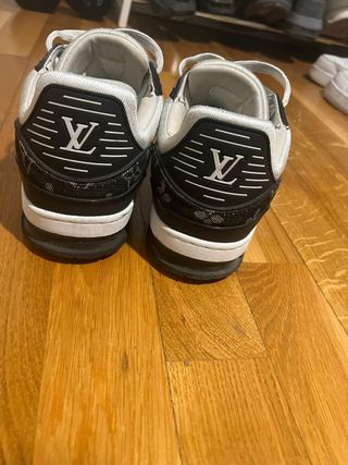 Zapatillas Louis Vuitton Negras y Blancas