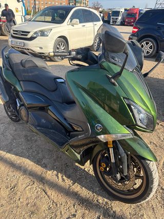 Yamaha TMAX Iron Max Verde/Negro