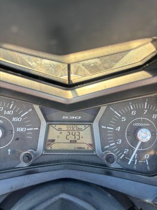 Yamaha TMAX Iron Max Verde/Negro