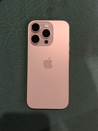 iPhone 16 Pro dorado 256gb