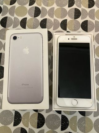 iPhone 7 Plateado - No enciende