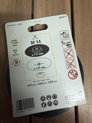 Cepillo de copa de alambre y plato soporte radial