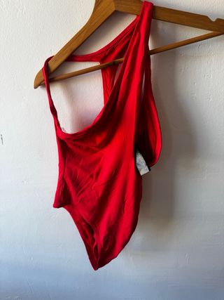 Traje de baño rojo sexy