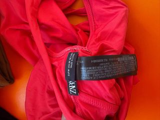 Traje de baño rojo sexy