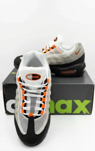 Zapatillas Nike Air Max 95 Naranja Talla 43 Nuevas